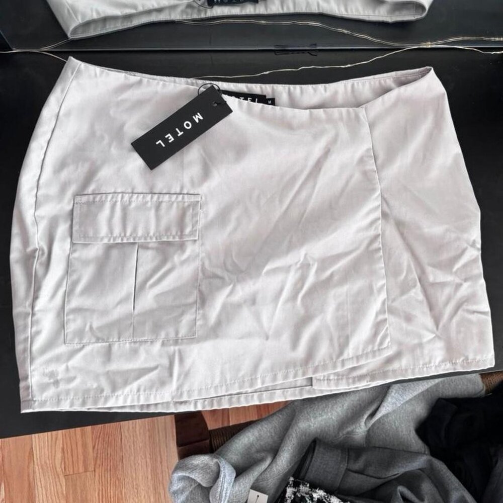 Urban Outfitters Women's Khaki Skirt